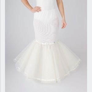 Richard design something blue bridal petticoat